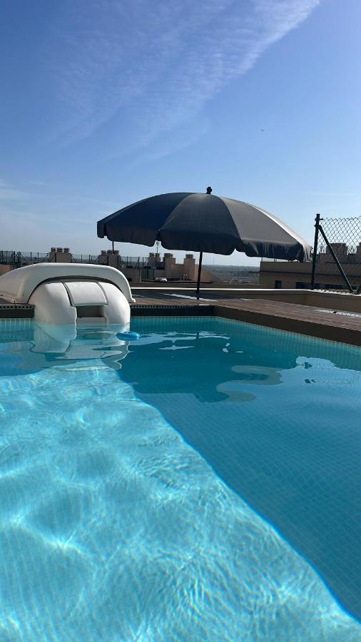 Atico Con Piscina Privada Y Zona Chill Out Leilighet Sant Carlos de la Ràpita Eksteriør bilde